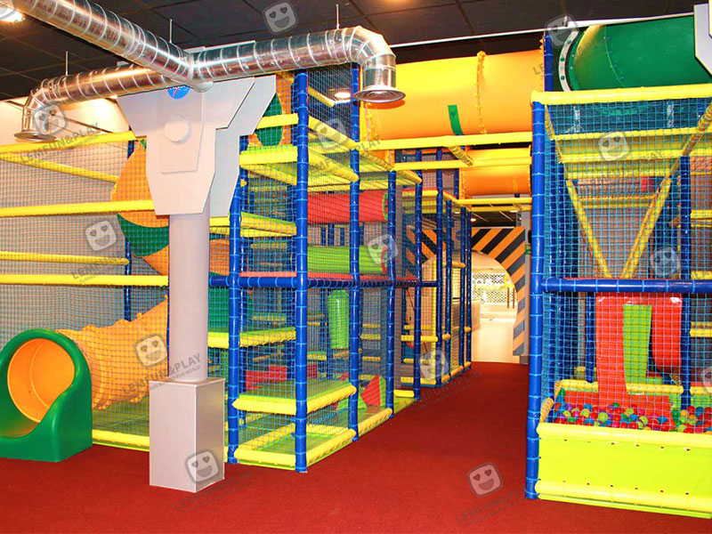 From Concept to Reality: Aventura Park Barcelona: Gran Via