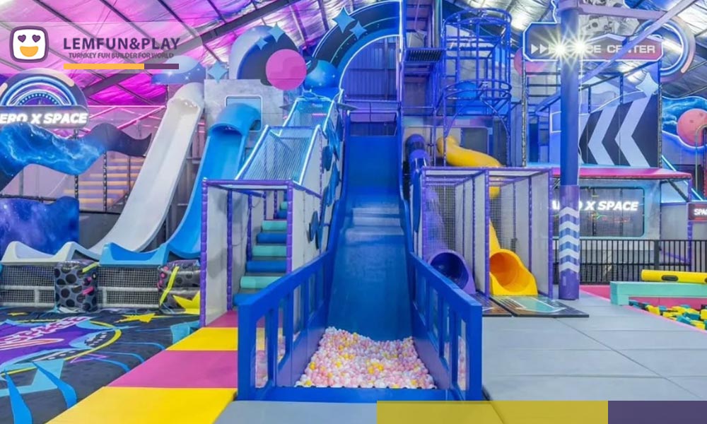 Designing Aeroxspace Adventure: A Space-Themed Architectural Showcase