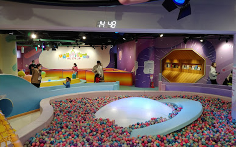 Kids Ball Pool in Indoor Play Area in Portugal