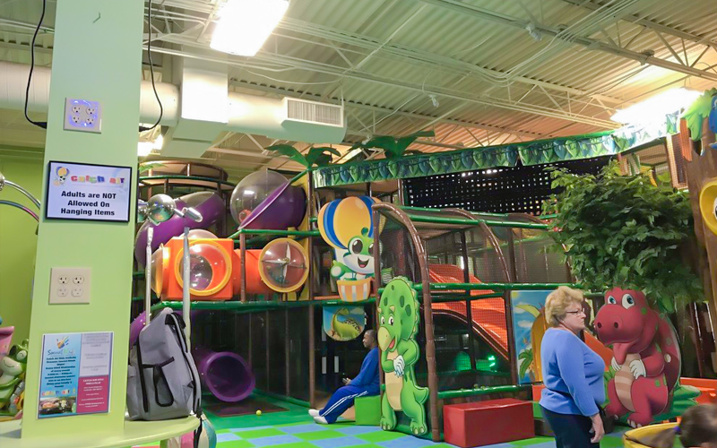 Maze Play Structure in Indoor Play Parks in Switzerland
