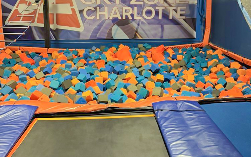 Trampoline Foam Pit in Indoor Playground Mall in USA