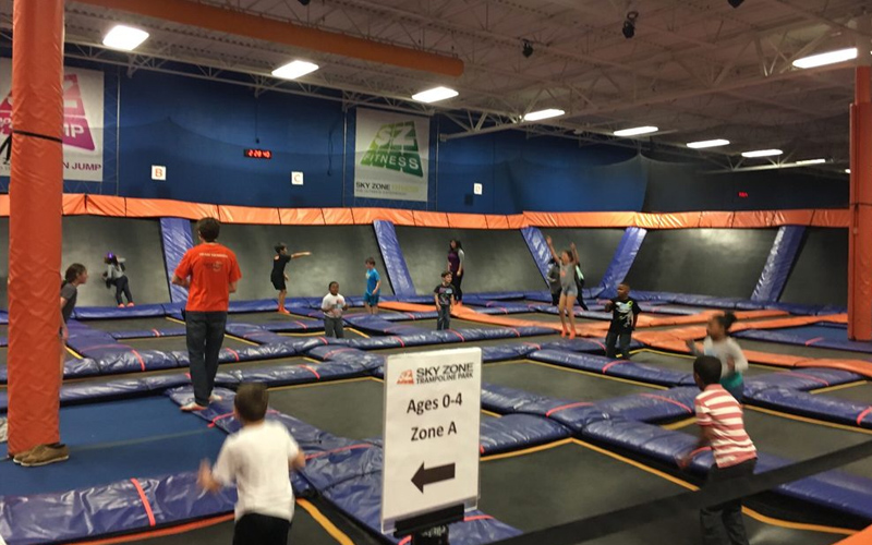 Free Trampoline Area in Indoor Mall Playground by Lemfun&play