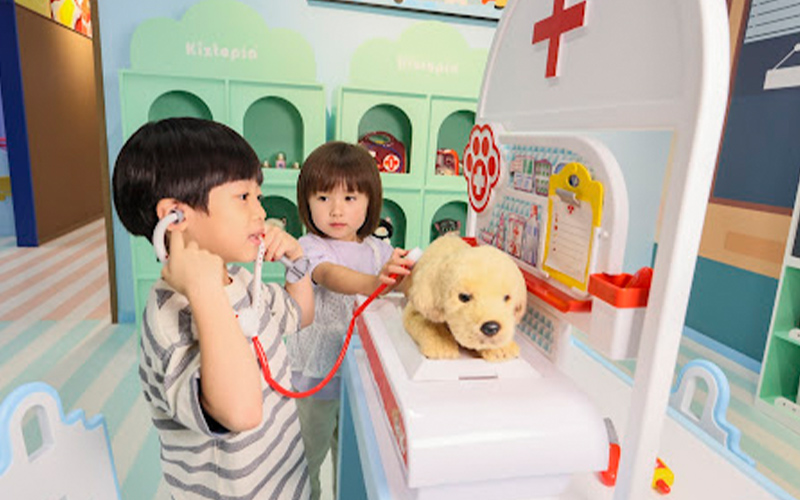 Role Play Game Area in Factory Price Mall Playground from China