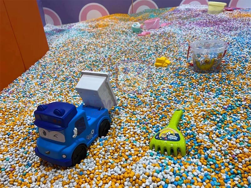 kids sand pool