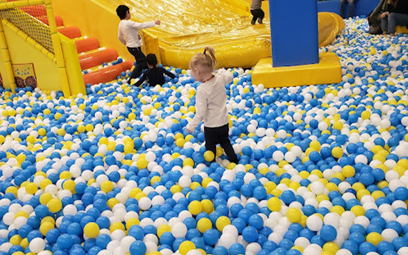 Kids ball pool designed for younger children’s safe enjoyment.