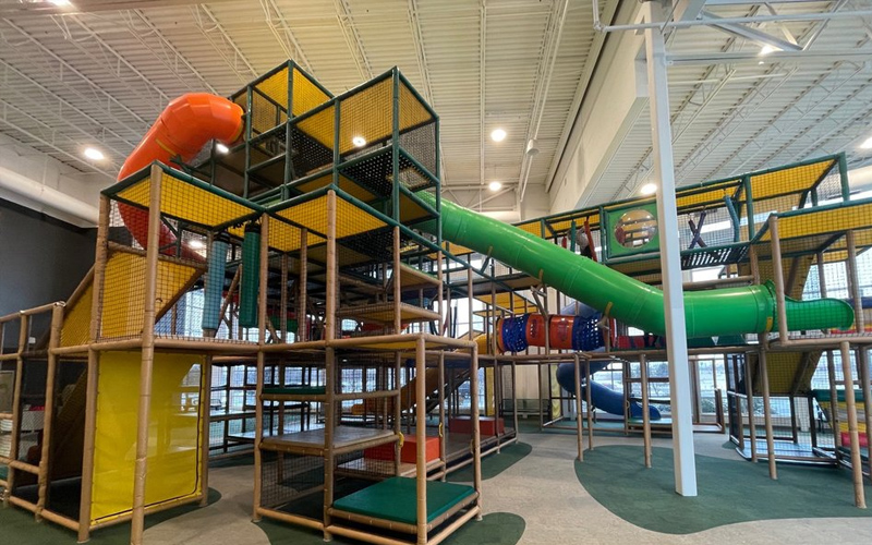 Maze play area at the indoor play place for kids in Las Vegas