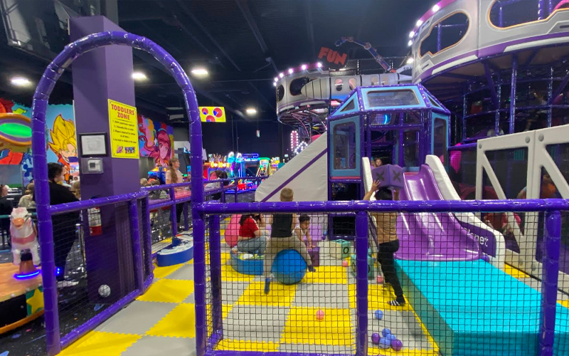 Kids maze play area designed for problem-solving and exploration
