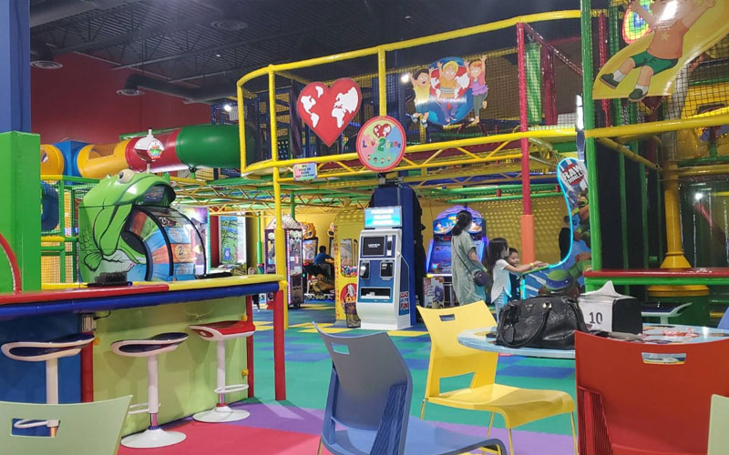 Maze play area designed for adventure in St. Louis