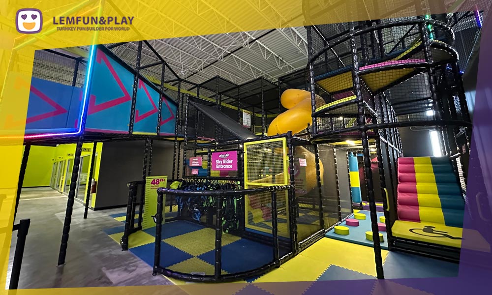Complex maze play area structure, a key feature in our professional kids indoor game zone designs.