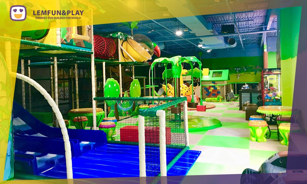 Wide-angle overview of the 360sqm Jungle Jim and Jane facility in Atlantic Highlands, NJ, featuring a cohesive layout of professional indoor play equipment.
