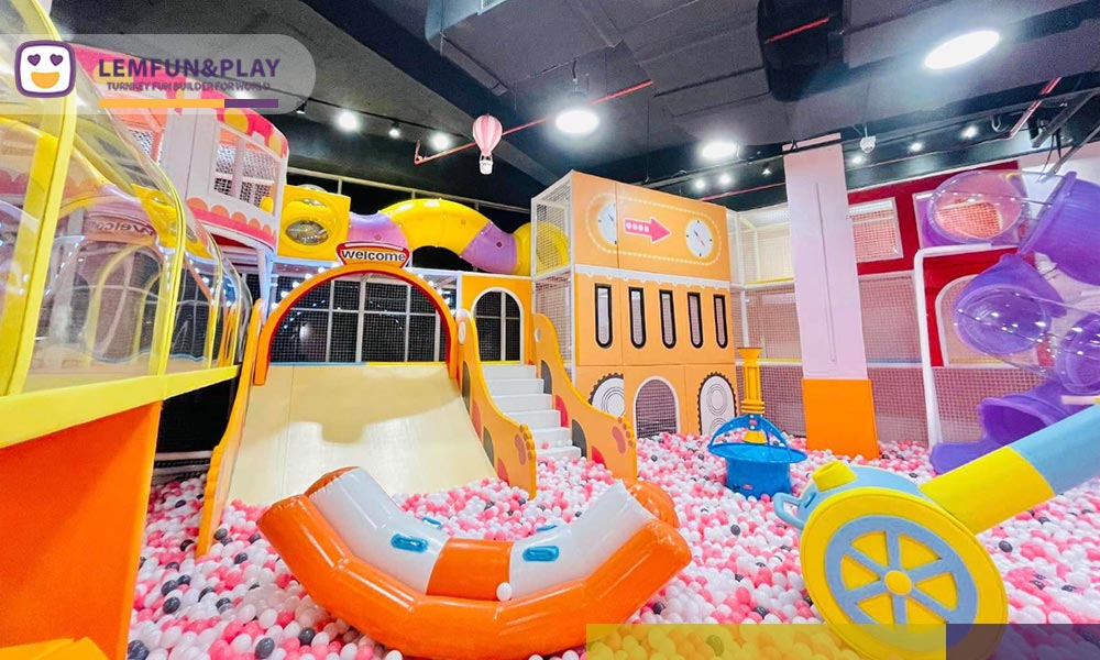 Overview of Candy Themed Commercial Indoor Playpark Equipment in Malaysia at Funtopia KSL City Mall
